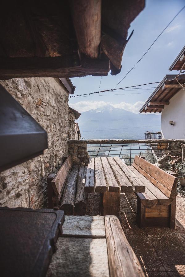 Appartamenti Montemezzo Le Case In Pietra Vista Lago Gera Lario Exteriör bild